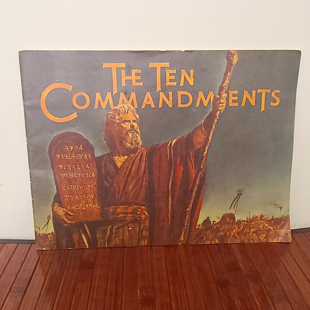 Vntage Souvenir Program THE TEN COMMANDMENTS MOVIE BOOK 1956 Charlton He…